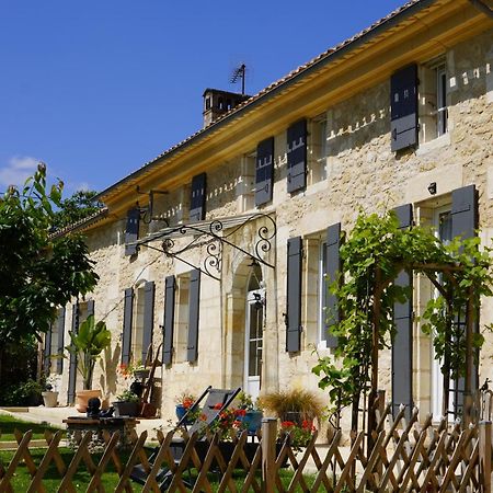 Bed and Breakfast La Girondine Galgon Экстерьер фото