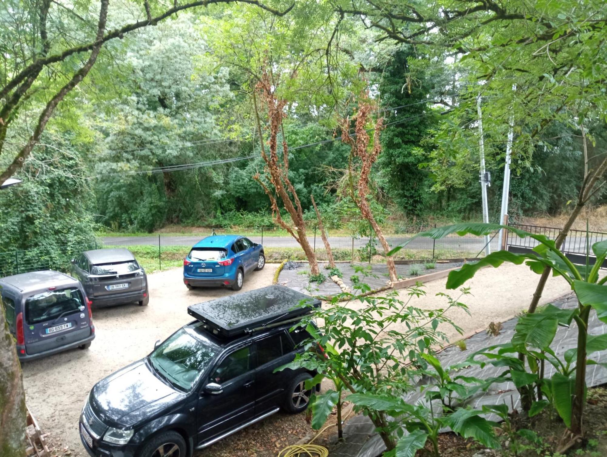 Bed and Breakfast La Girondine Galgon Экстерьер фото